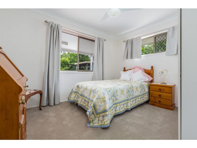 107 Velvet Street, Pine Mountain QLD 4306