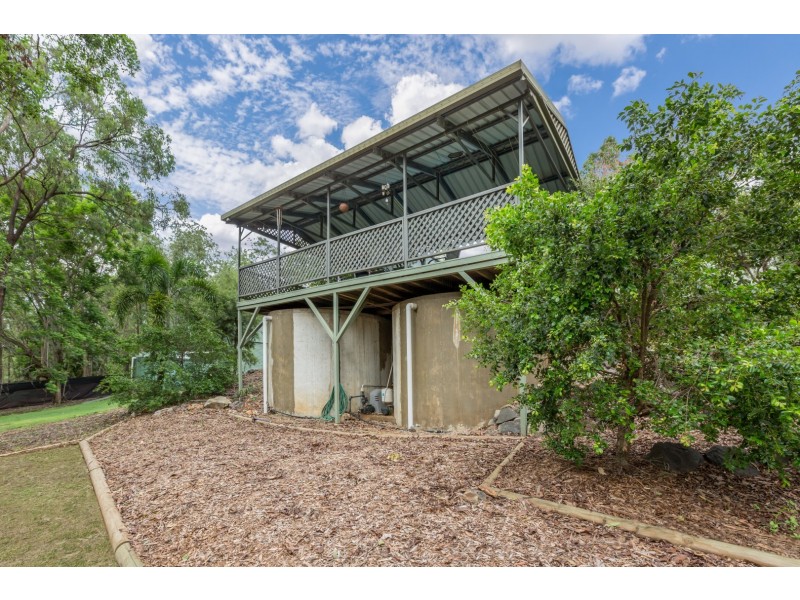 107 Velvet Street, Pine Mountain QLD 4306