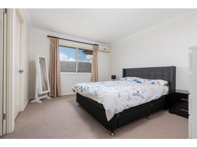 8 MCCUBBIN COURT, Goodna QLD 4300