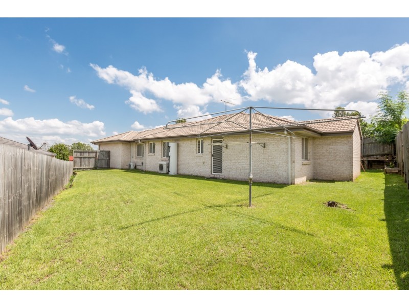 8 MCCUBBIN COURT, Goodna QLD 4300