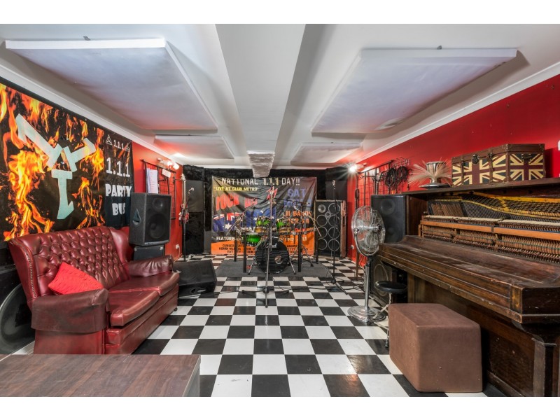 14 WILLIAMS STREET, Woodend QLD 4305