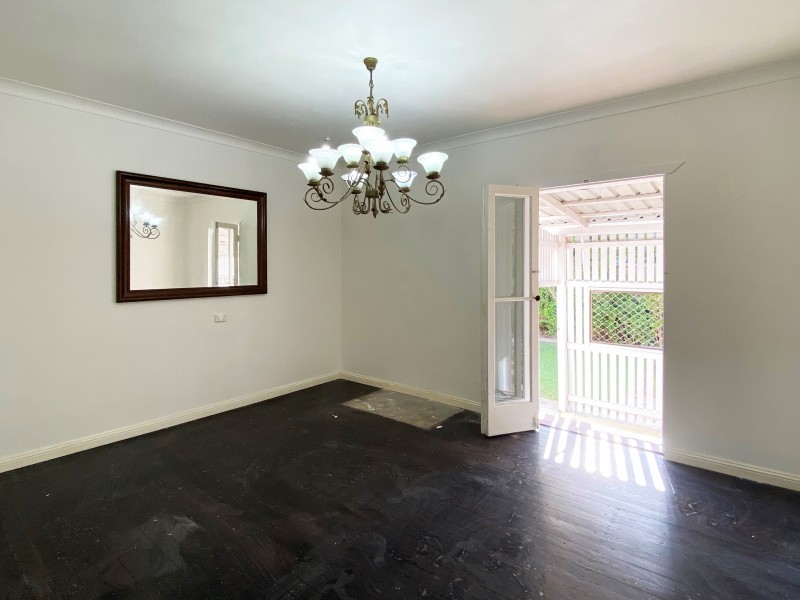 160 WHITEHILL ROAD, Raceview QLD 4305