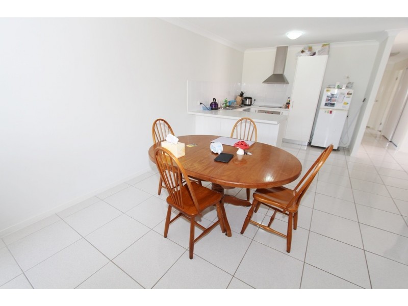 1/7 Kestrel Street, Lowood QLD 4311