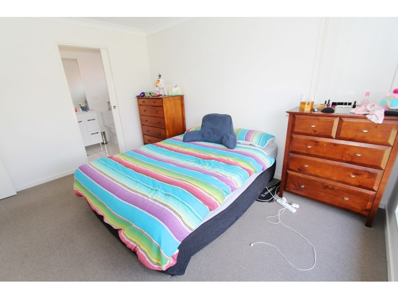 1/7 Kestrel Street, Lowood QLD 4311