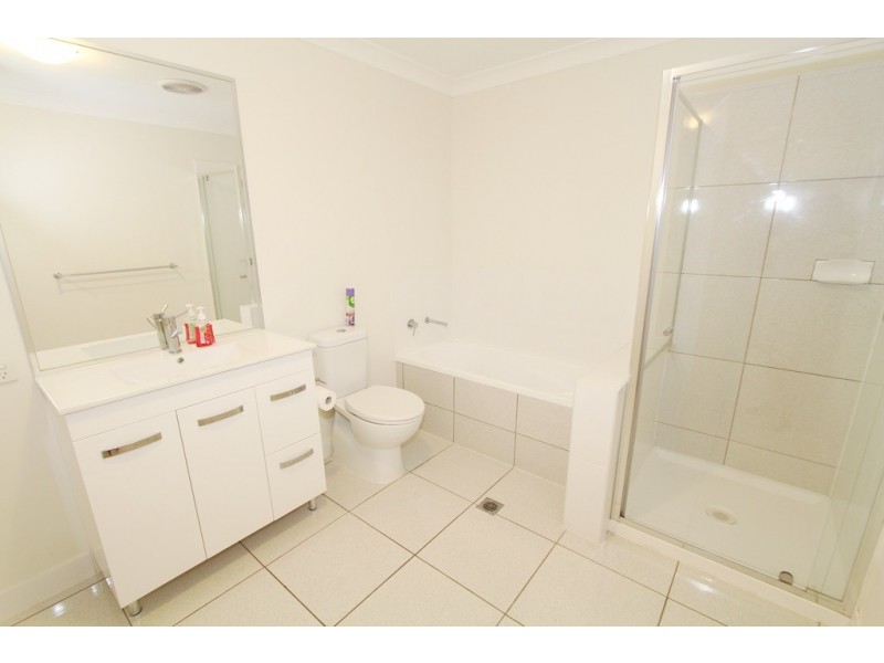 1/7 Kestrel Street, Lowood QLD 4311