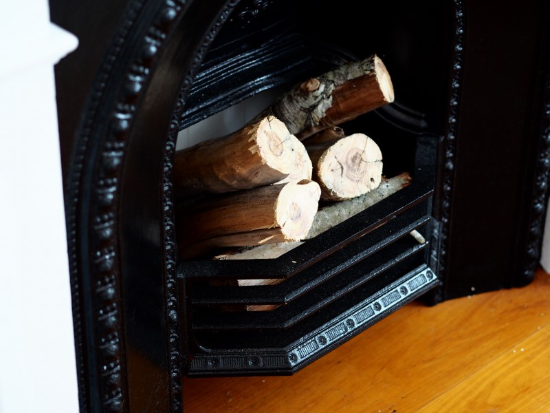 1 LAW STREET, Bundamba QLD 4304