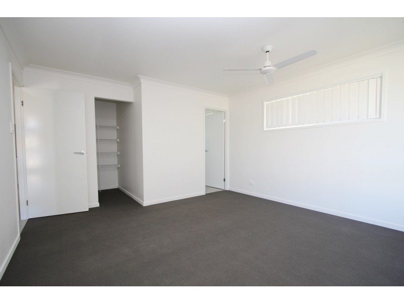 21 Mallard Street, Lowood QLD 4311