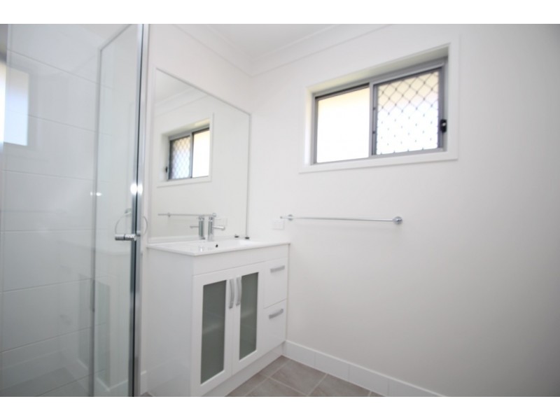 21 Mallard Street, Lowood QLD 4311