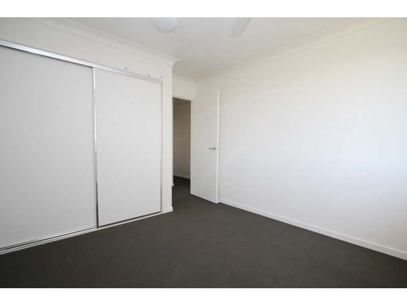 21 Mallard Street, Lowood QLD 4311