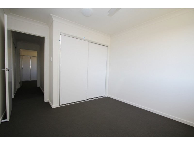 21 Mallard Street, Lowood QLD 4311