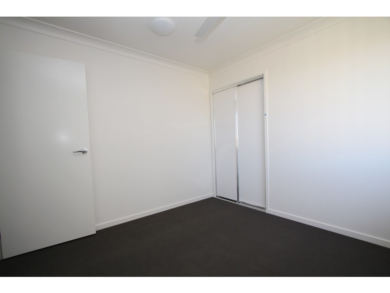 21 Mallard Street, Lowood QLD 4311