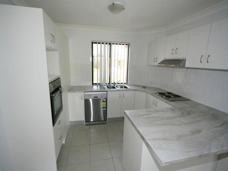 23 Sandpiper Drive, Lowood QLD 4311