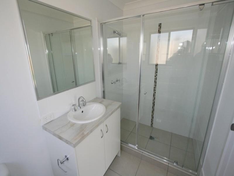 23 Sandpiper Drive, Lowood QLD 4311