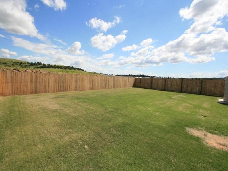 23 Sandpiper Drive, Lowood QLD 4311
