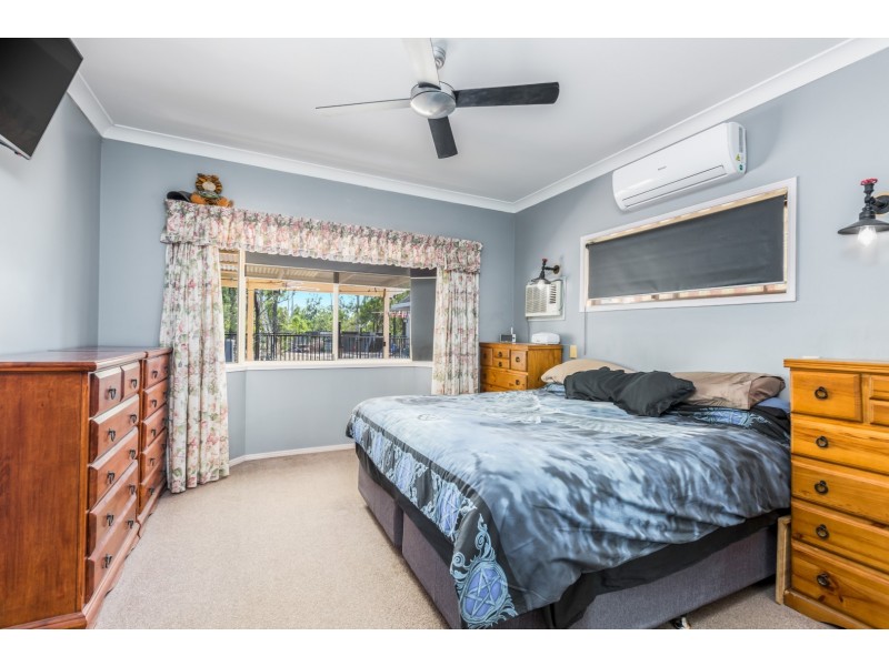 8 OAK STREET, Brightview QLD 4311