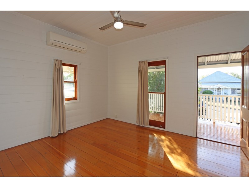 36 MACGREGOR STREET, Woodend QLD 4305