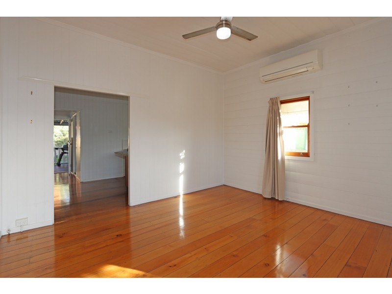 36 MACGREGOR STREET, Woodend QLD 4305