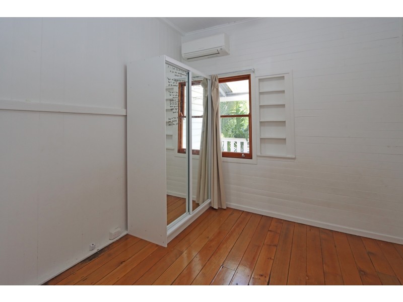 36 MACGREGOR STREET, Woodend QLD 4305