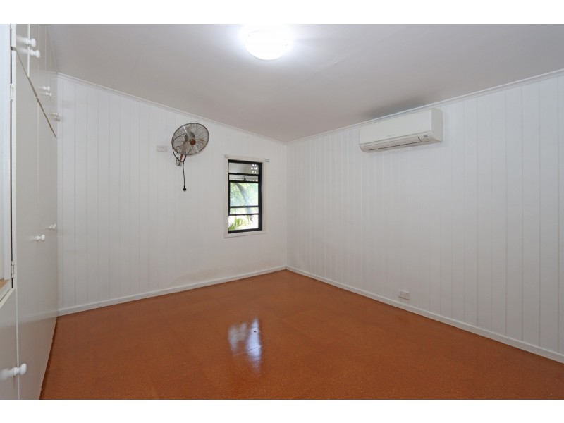 36 MACGREGOR STREET, Woodend QLD 4305