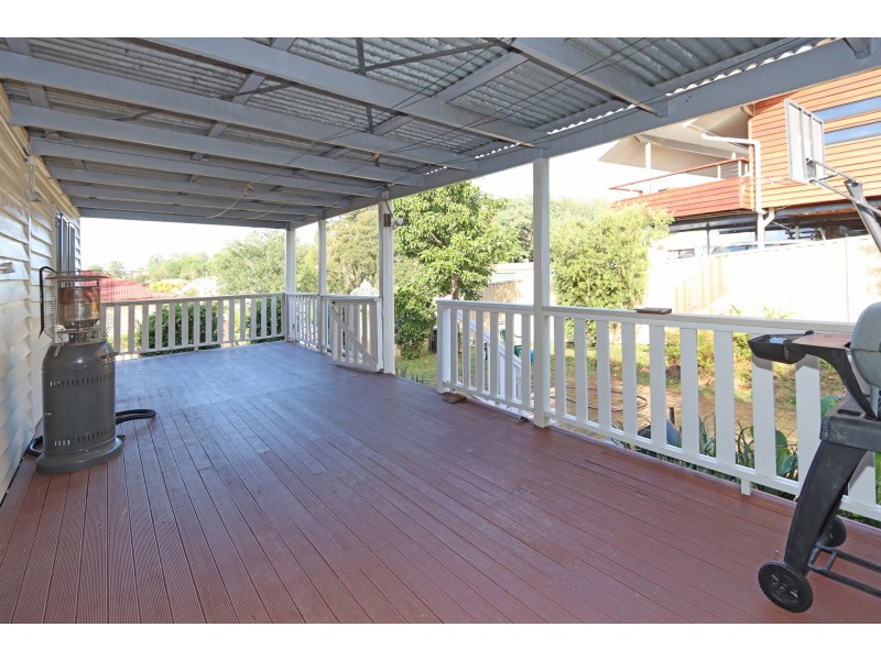 36 MACGREGOR STREET, Woodend QLD 4305