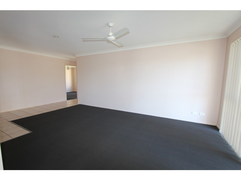 19 Lagoona Court, Churchill QLD 4305