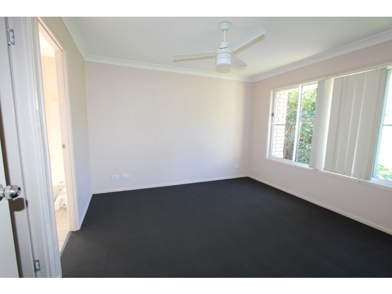 19 Lagoona Court, Churchill QLD 4305
