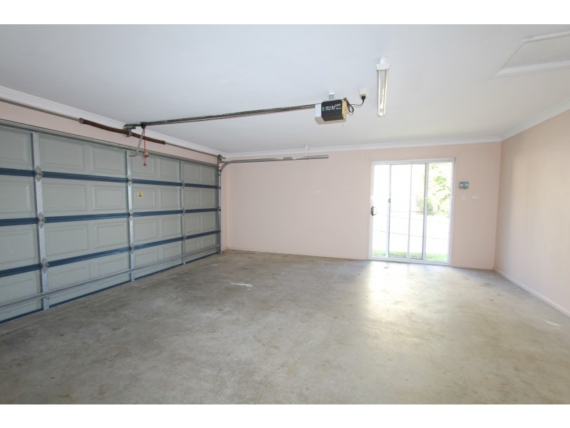 19 Lagoona Court, Churchill QLD 4305