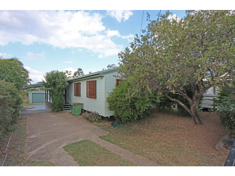 27 LOGAN STREET, North Booval QLD 4304