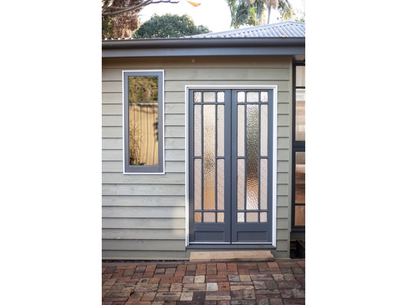 6 BRIGGS ROAD, Eastern Heights QLD 4305