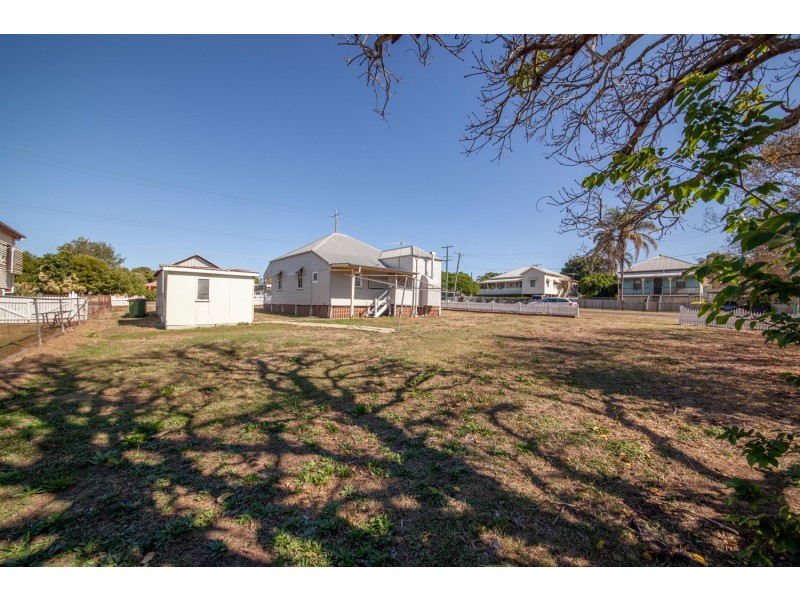 38 Blackstone Road, Newtown QLD 4305