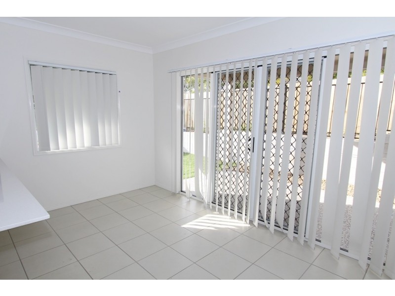 16/10 CREEK STREET, Bundamba QLD 4304