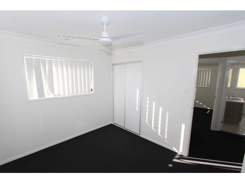 16/10 CREEK STREET, Bundamba QLD 4304