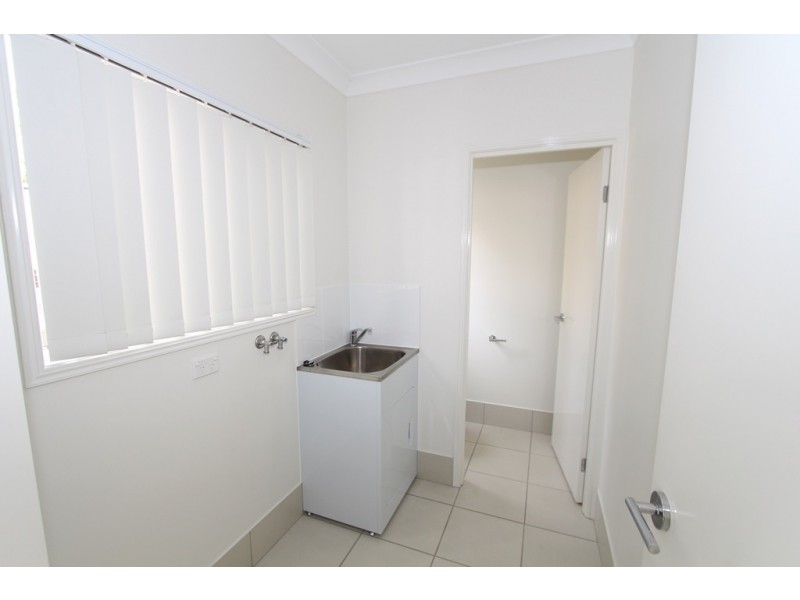 16/10 CREEK STREET, Bundamba QLD 4304