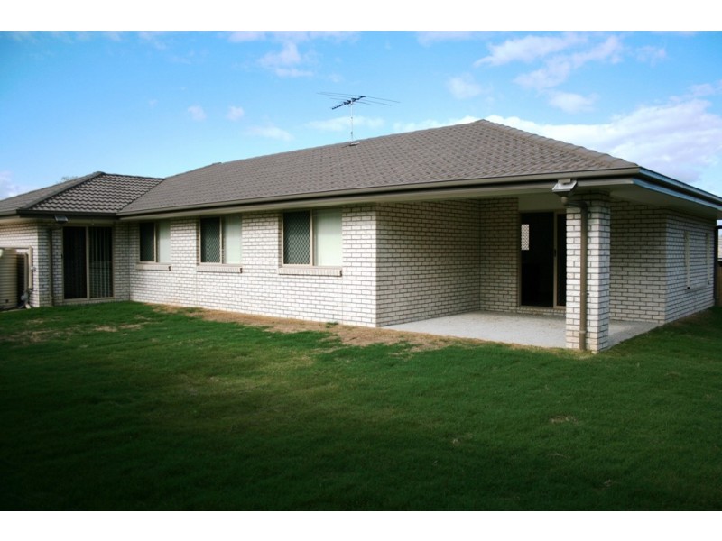 14 Burswood Close, Wulkuraka QLD 4305