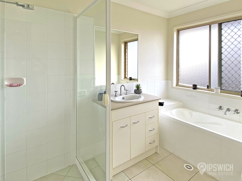 26 Isabella Street, Collingwood Park QLD 4301