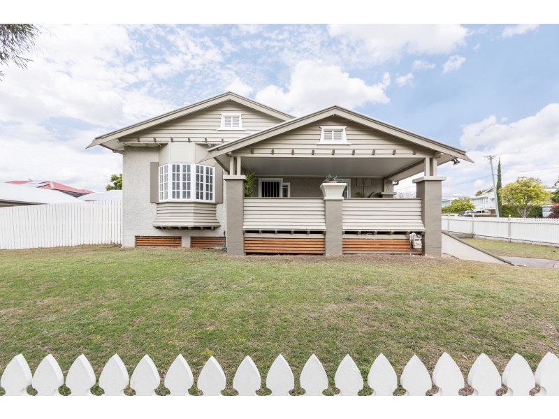 79 GLEBE ROAD, Silkstone QLD 4304