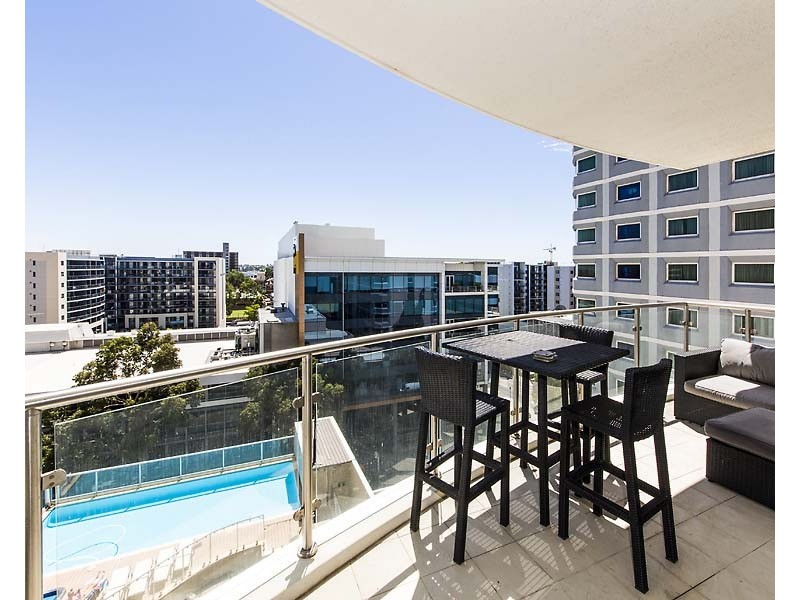 18/229 Adelaide Terrace, East Perth WA 6004