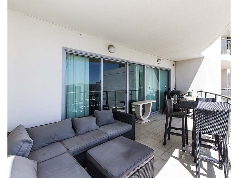 18/229 Adelaide Terrace, East Perth WA 6004