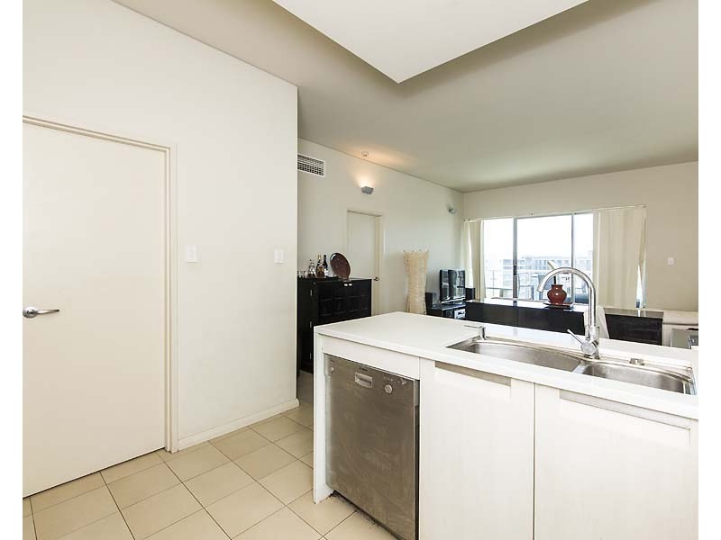 18/229 Adelaide Terrace, East Perth WA 6004