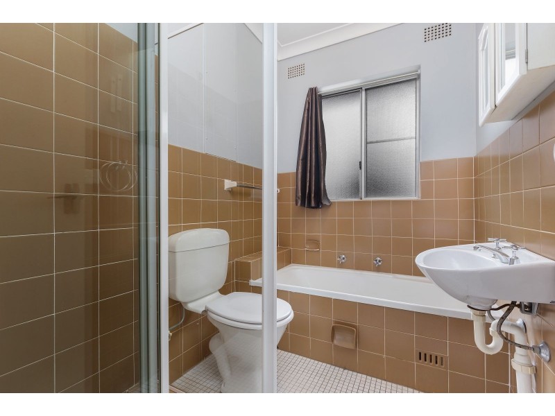 18/2 Beale Street, Liverpool NSW 2170