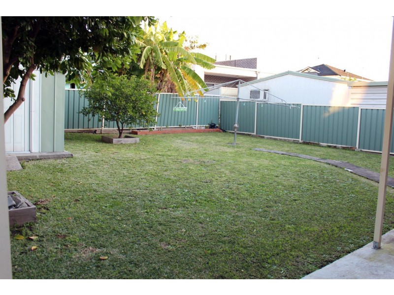 Canley Heights NSW 2166