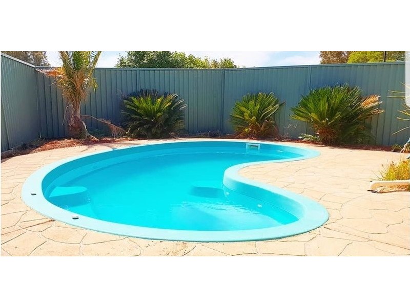 96 Kookaburra Road, Prestons NSW 2170