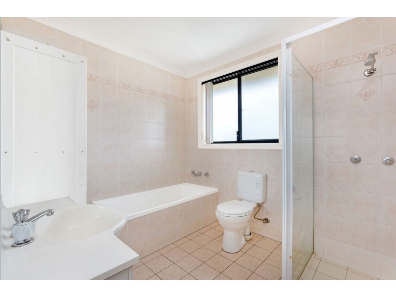 2/8 Stannum Close, Hinchinbrook NSW 2168