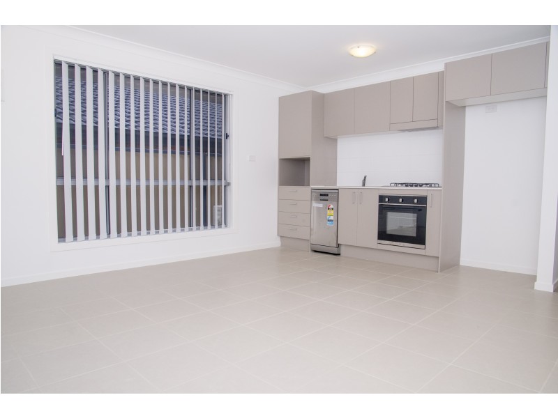 38a Manchuria Rd, Edmondson Park NSW 2174