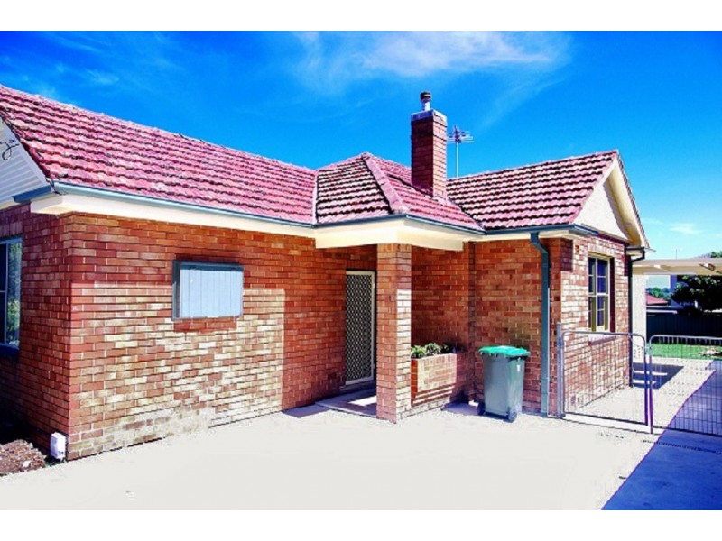 35 Vicliffe Avenue, Campsie NSW 2194