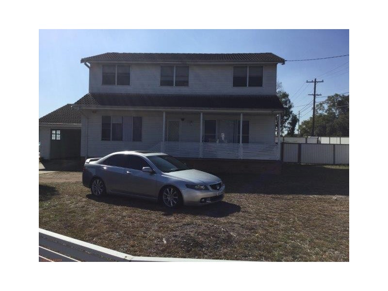 11  McKevitte Ave, East Hills NSW 2213