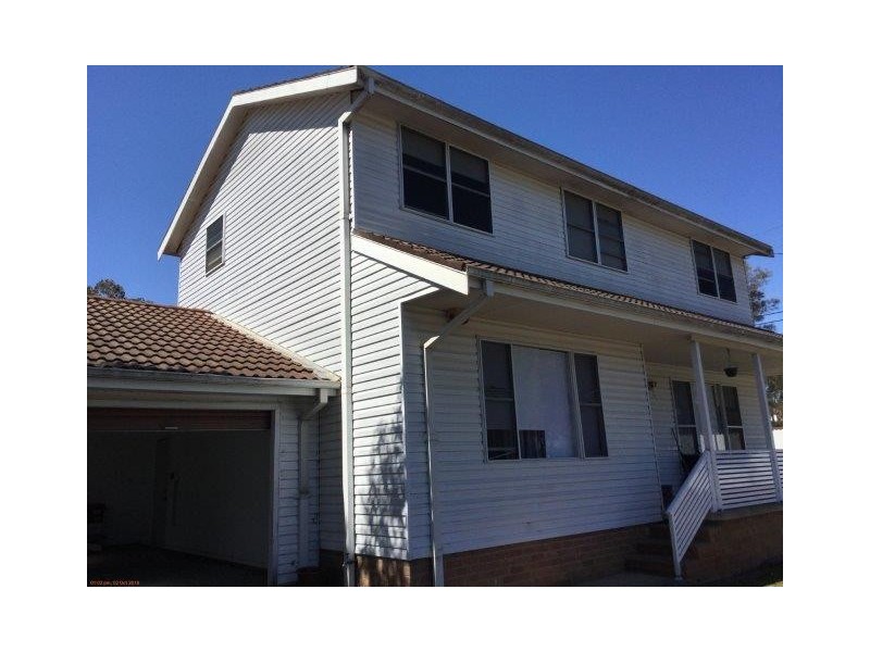 11  McKevitte Ave, East Hills NSW 2213