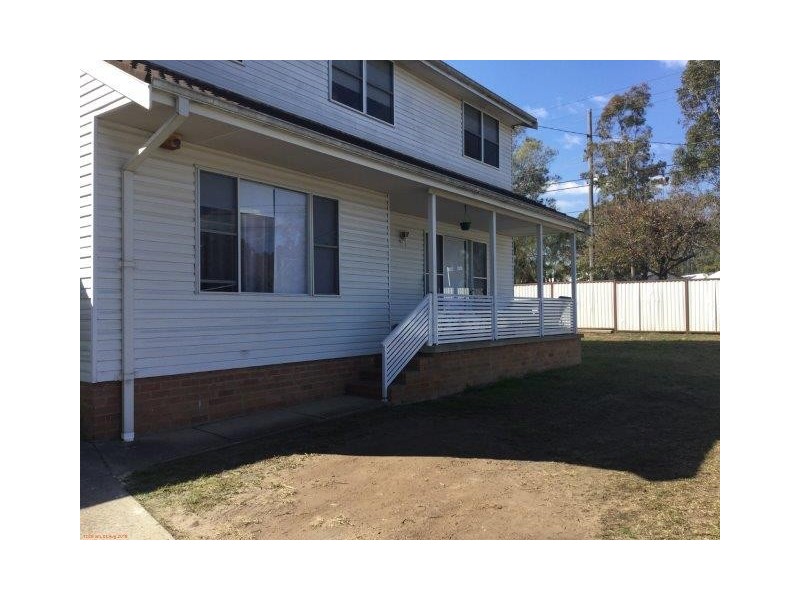 11  McKevitte Ave, East Hills NSW 2213