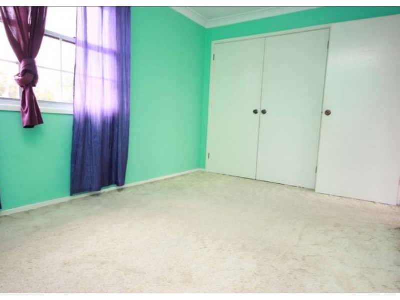 11  McKevitte Ave, East Hills NSW 2213