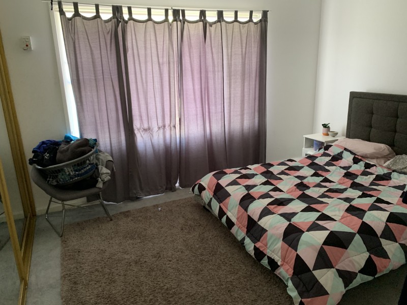 11  McKevitte Ave, East Hills NSW 2213